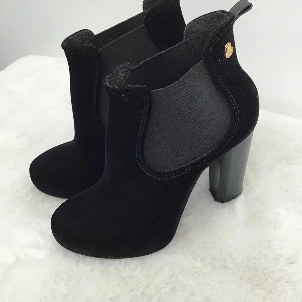 Lemon Jelly Women’s High Heel Chelsea Ankle Velvet Boot Black Size 38 EU 7-7.5US
